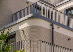 C8, Haus A, Fassade