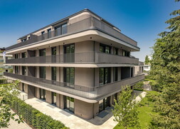 C8, Haus A, iso