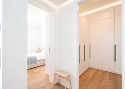 Begehbarer Kleiderschrank