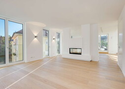 Wohnbereich mit Kamin